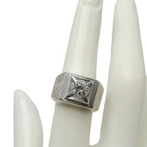 Uncas Sterling Silver Cubic Zirconia Solitaire Statement Ring Size 6.6 Vintage